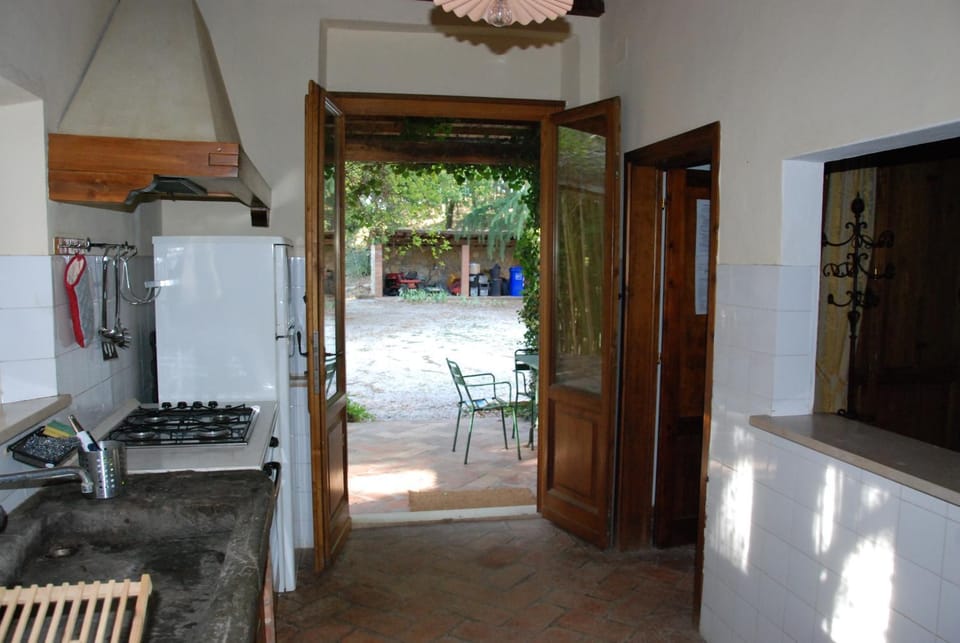 Agriturismo San Vettore Farm Stay in Tuscany