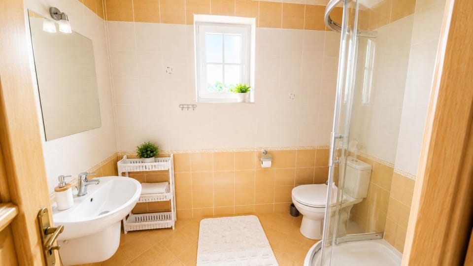 Shower, Toilet, Bathroom