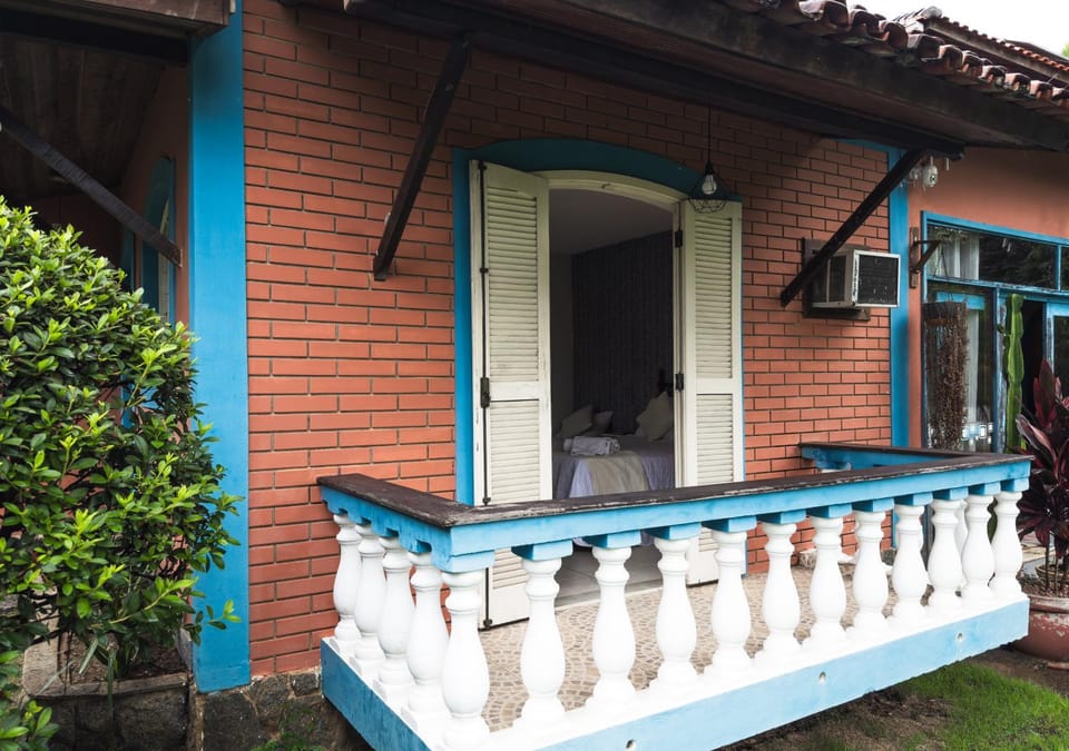 Pousada Flor de Penedo Inn in Resende