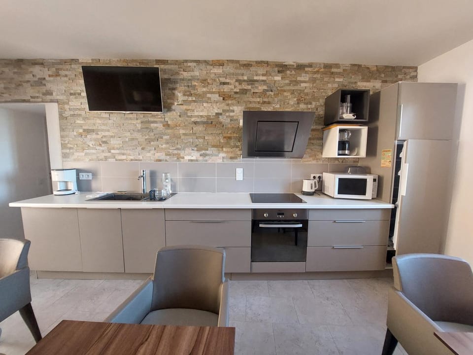 Gîte Bistrot House in Le Mas