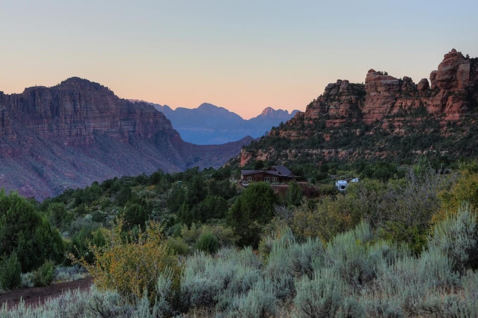 Property building, Natural landscape, Landmark view, Mountain view