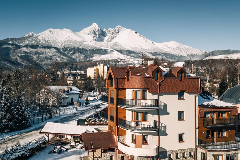 Property building, Bird's eye view, Winter