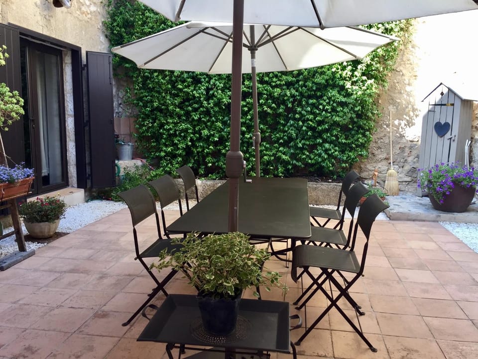 B&B Villa des Muses Bed and Breakfast in La Roque-d'Anthéron