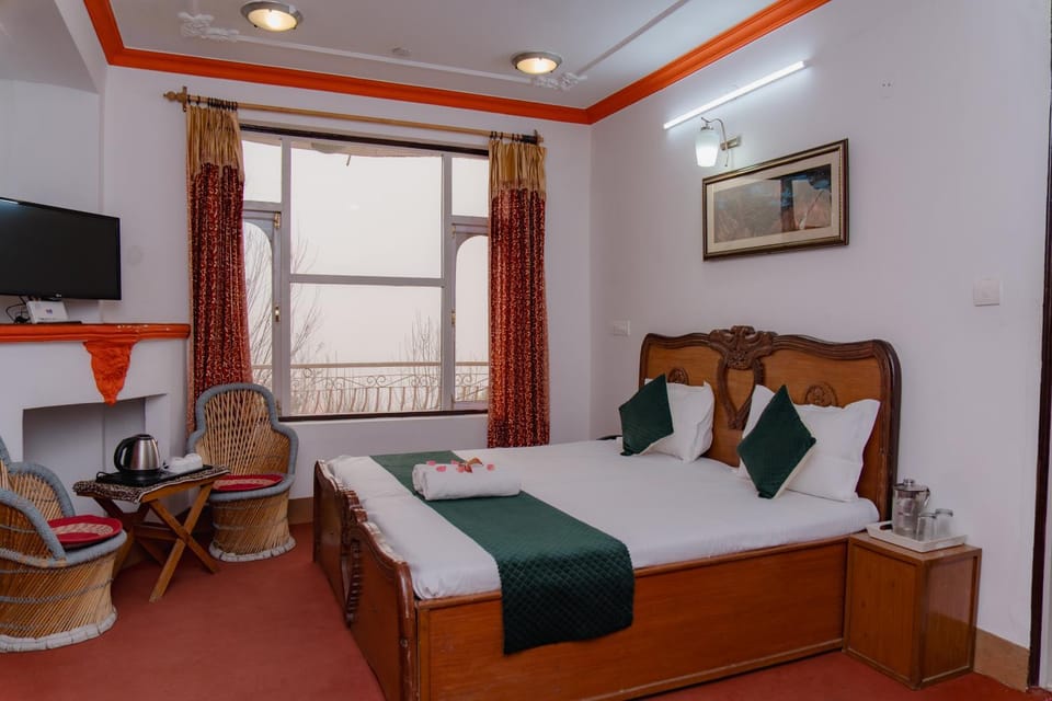 View (from property/room), Guests