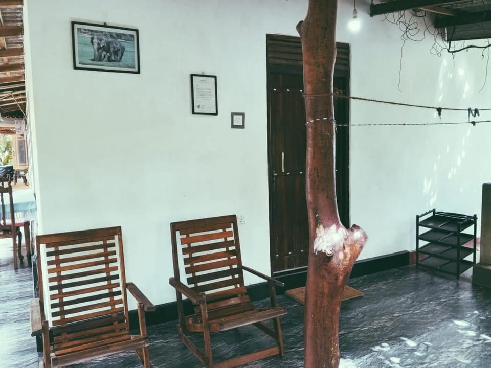 Thilina Homestay Bed and Breakfast in Dambulla