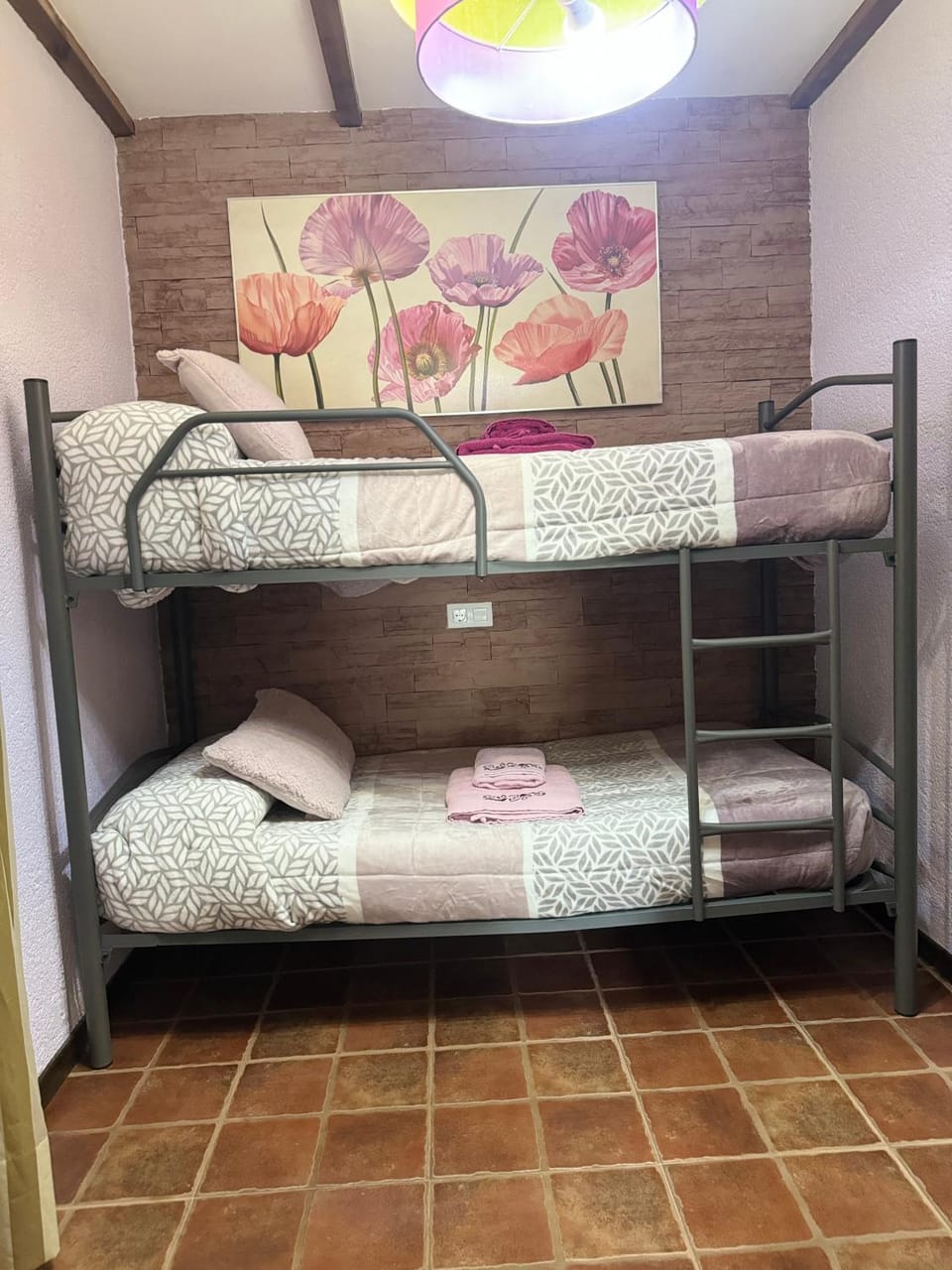 Photo of the whole room, Bedroom, bunk bed