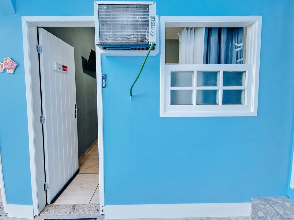 Property building, air conditioner