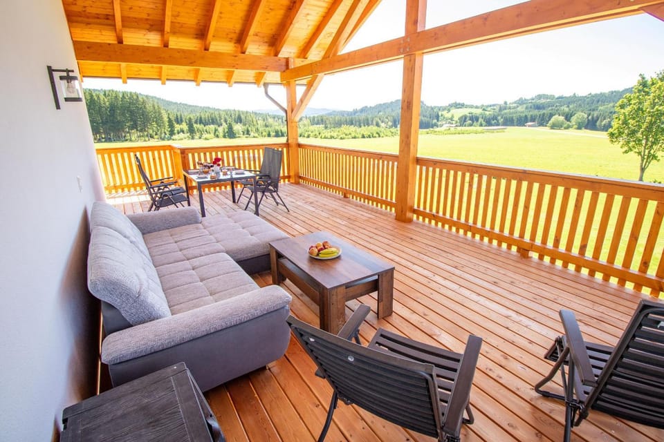 Day, Natural landscape, View (from property/room), Balcony/Terrace, Dining area, Mountain view