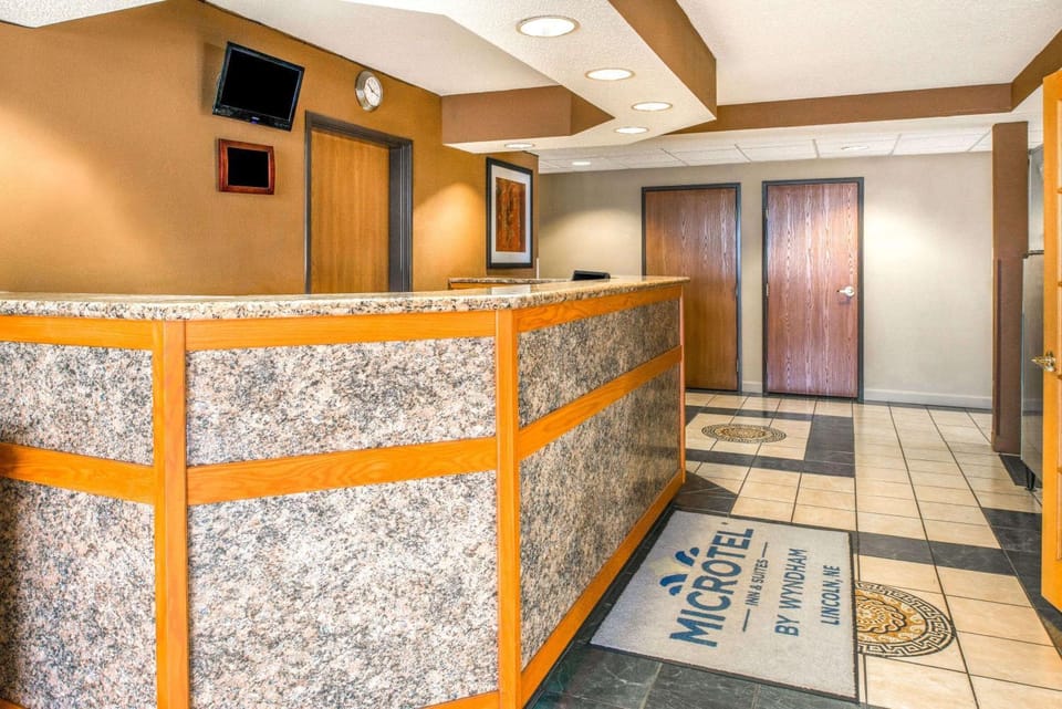 Lobby or reception, On site