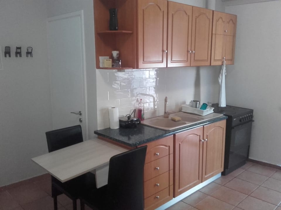 Kitchen or kitchenette, Living room