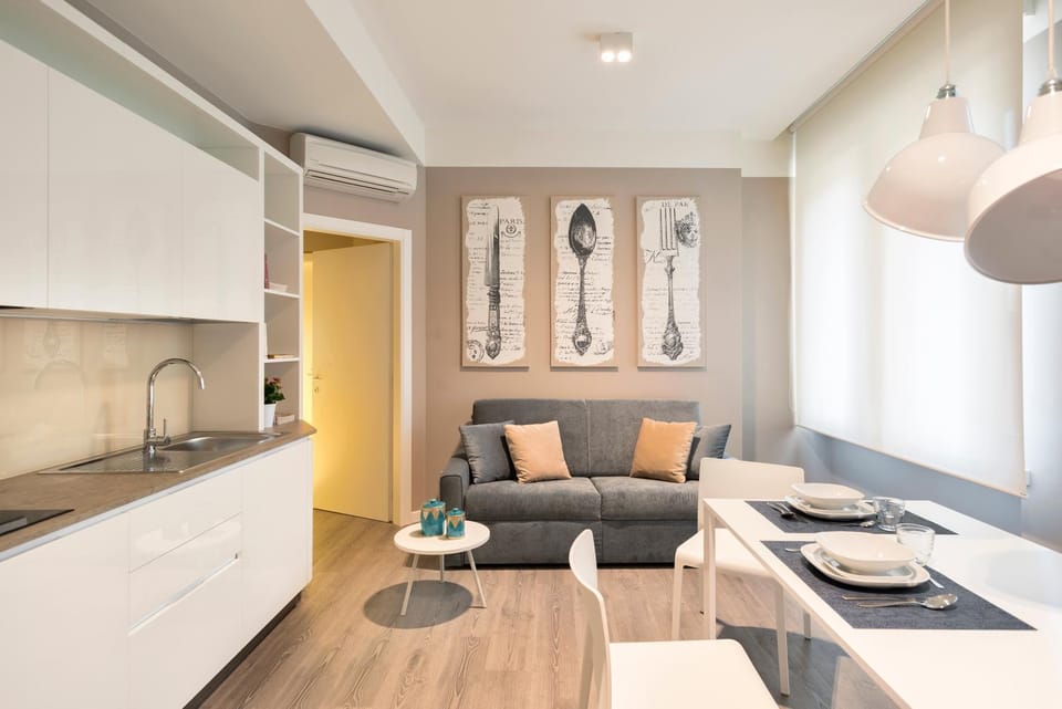 Kitchen or kitchenette, Living room