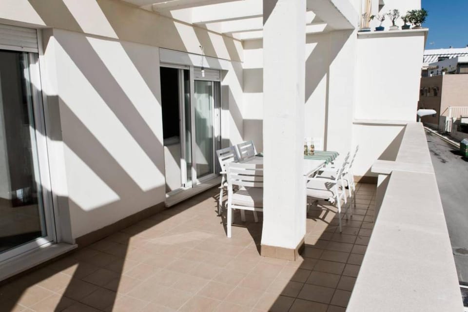 Rincon Penthouse Beach Pool Terrace 2Bed Apartment in Axarquía