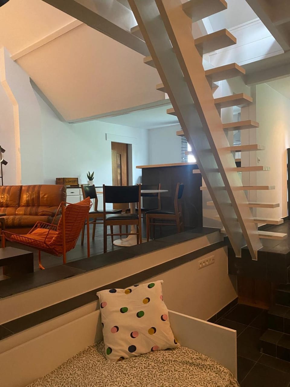 Living room, Seating area, Dining area