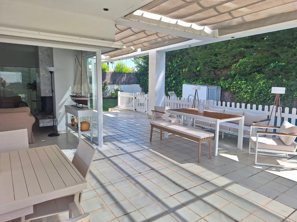 Off site, Garden, Balcony/Terrace