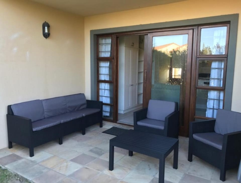 Patio, BBQ facilities, Balcony/Terrace, Seating area