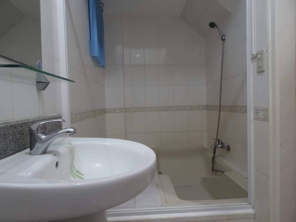 Julz Tropical Apartments Apartment in Olongapo