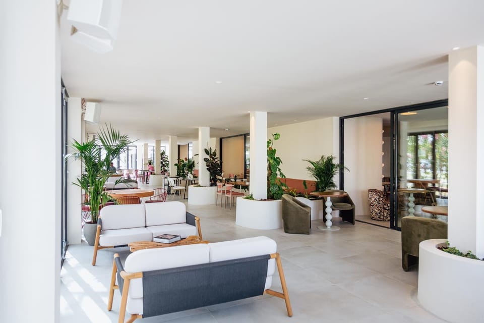 Lobby or reception, Seating area