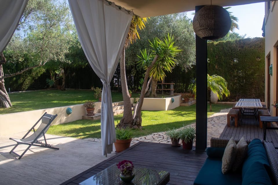 Casa Boticario House in Mairena del Aljarafe