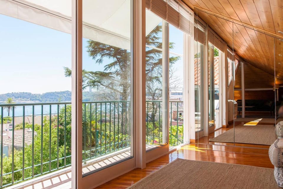 Balcony/Terrace, Living room