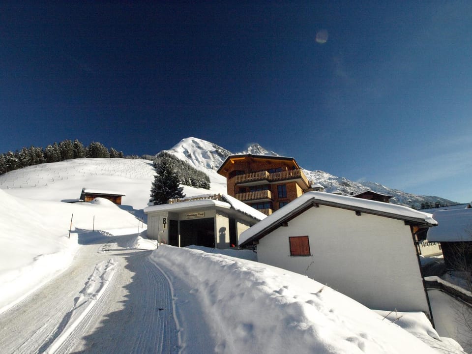 Property building, Winter