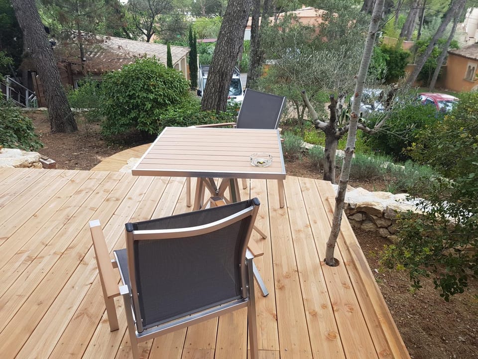 Gite "Sous les pins de Nages" Bed and Breakfast in Nimes