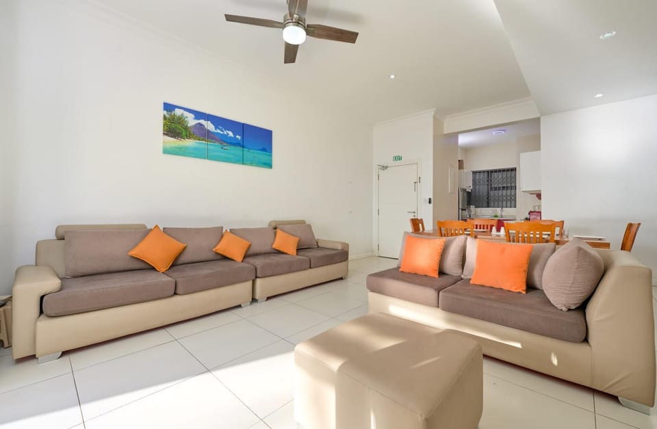West Front One No 4 with SEAFRONT - LICENSED BY TOURISM AUTHORITY 14977 Flic en Flac Mauritius Apartment in Flic en Flac