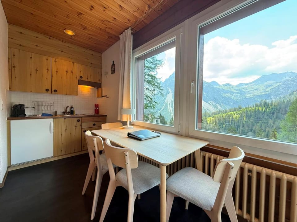 Kitchen or kitchenette, kitchen, kitchen