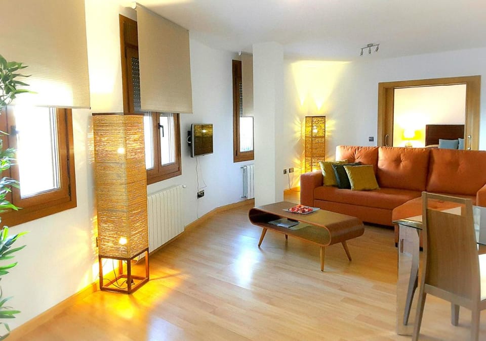 Living room, Lounge or bar