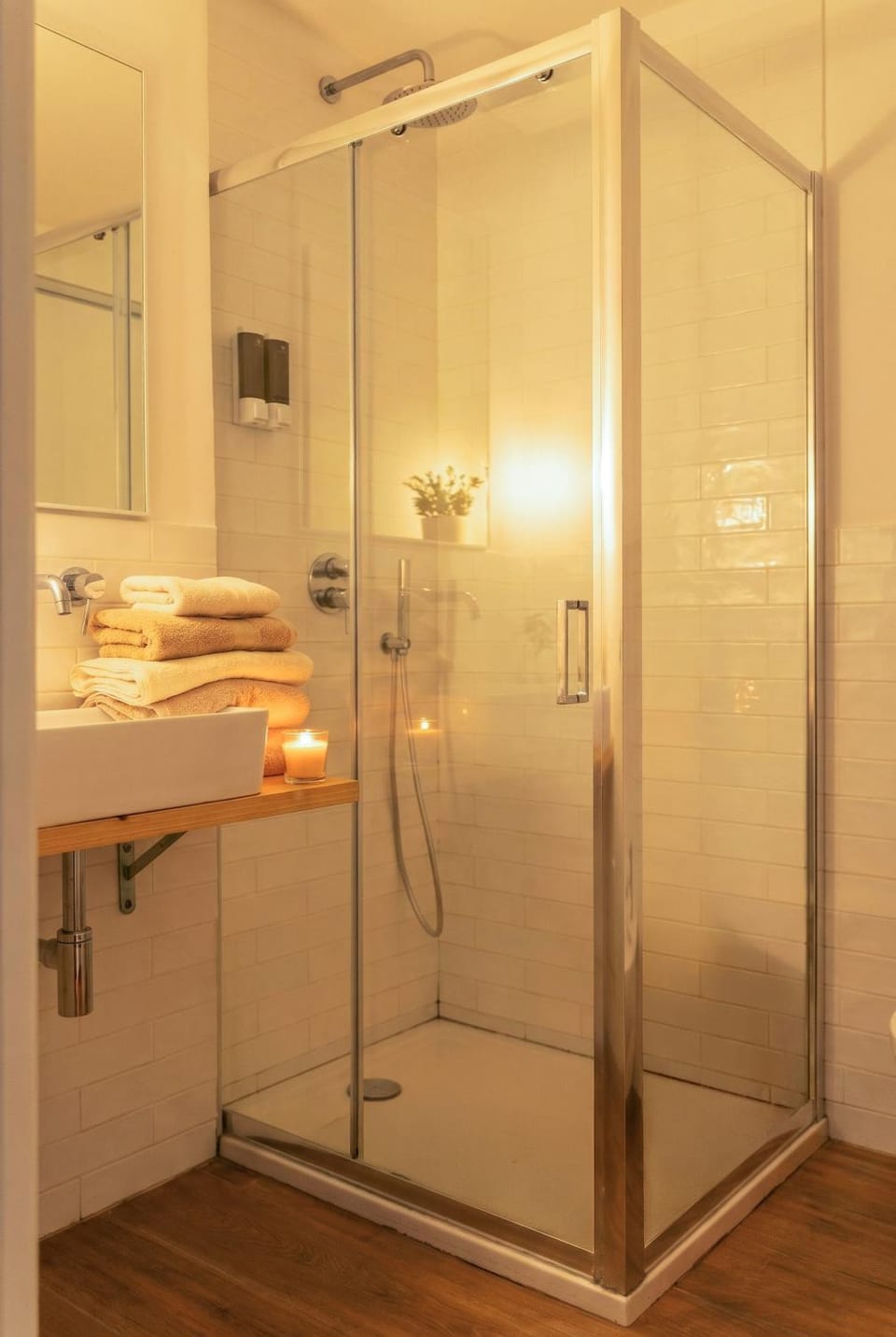 Shower, Bathroom, towels