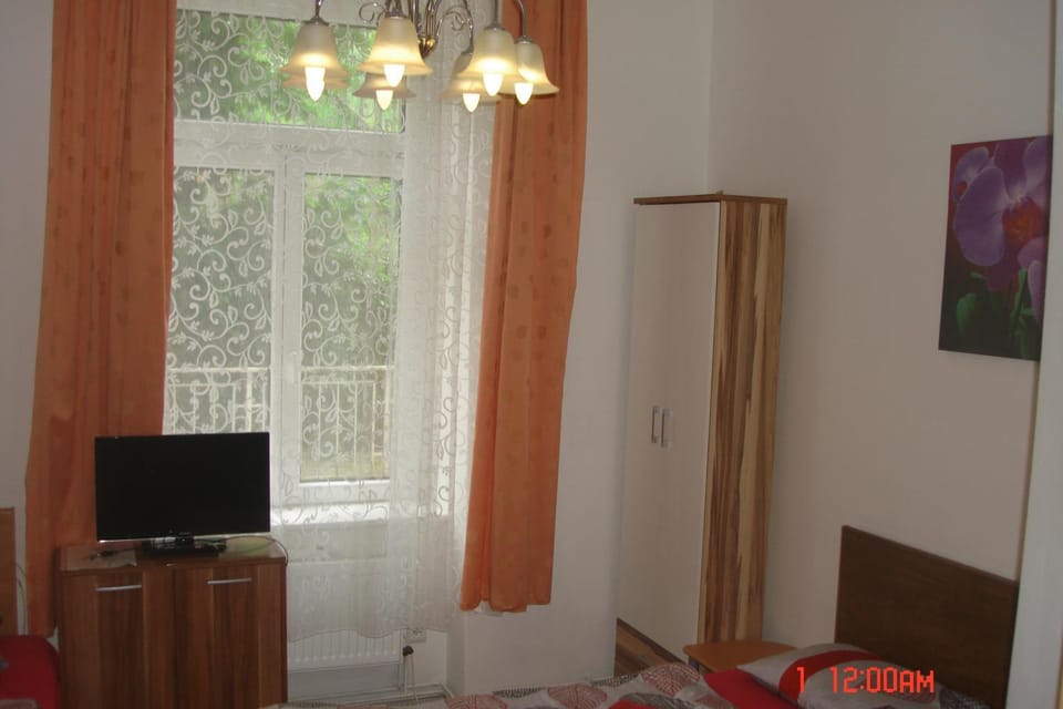 Pension Easy Journey Bed and Breakfast in Prague