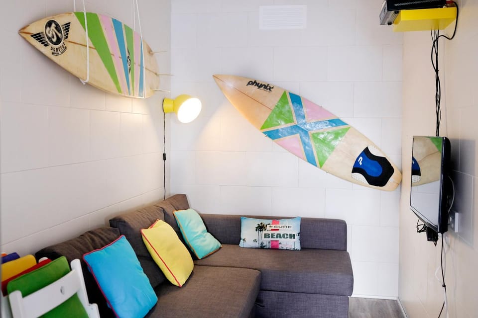 Living room, Decorative detail, Seating area
