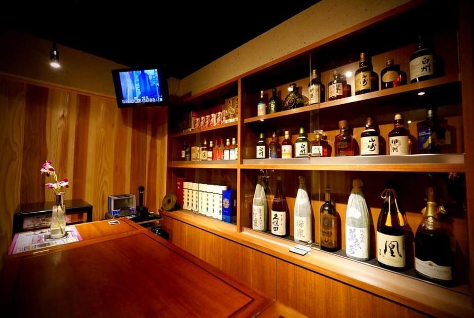 Lounge or bar, Lounge or bar