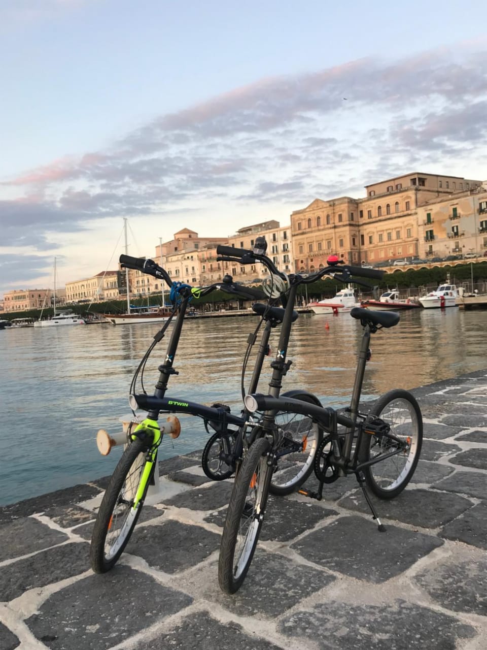 Cycling, On site
