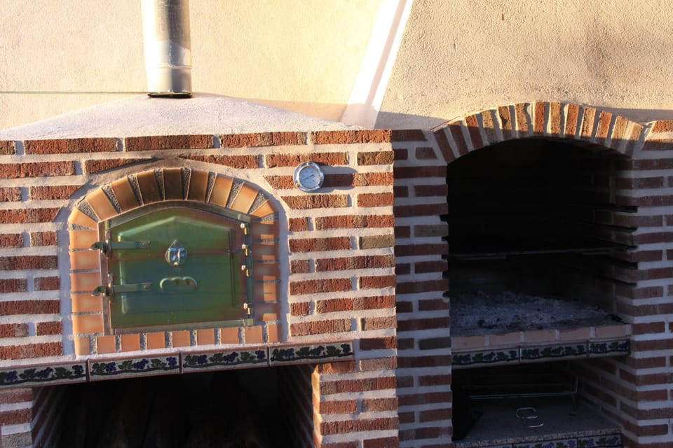 BBQ facilities, BBQ facilities, Garden