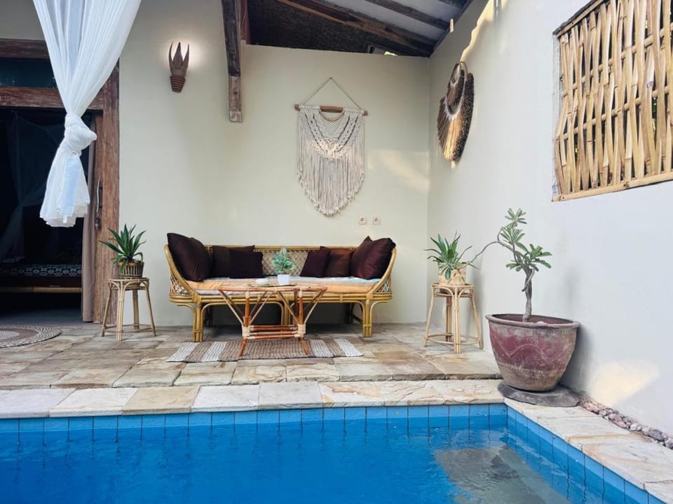 Villa Sea La Vie Private pool Bed and Breakfast in Pemenang