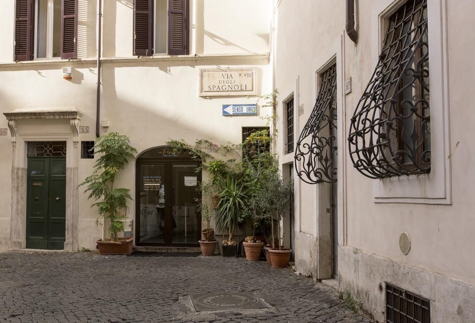 Cozy apartment in via degli Spagnoli - FromHometoRome Apartment in Rome