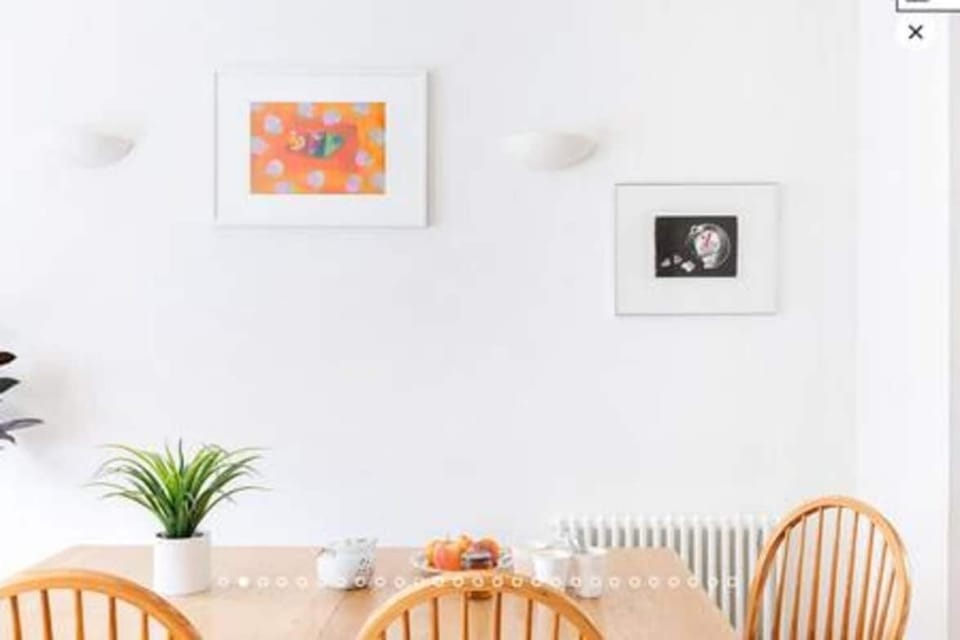 Vauxhall 3 Bed House by BaseToGo House in City of Westminster
