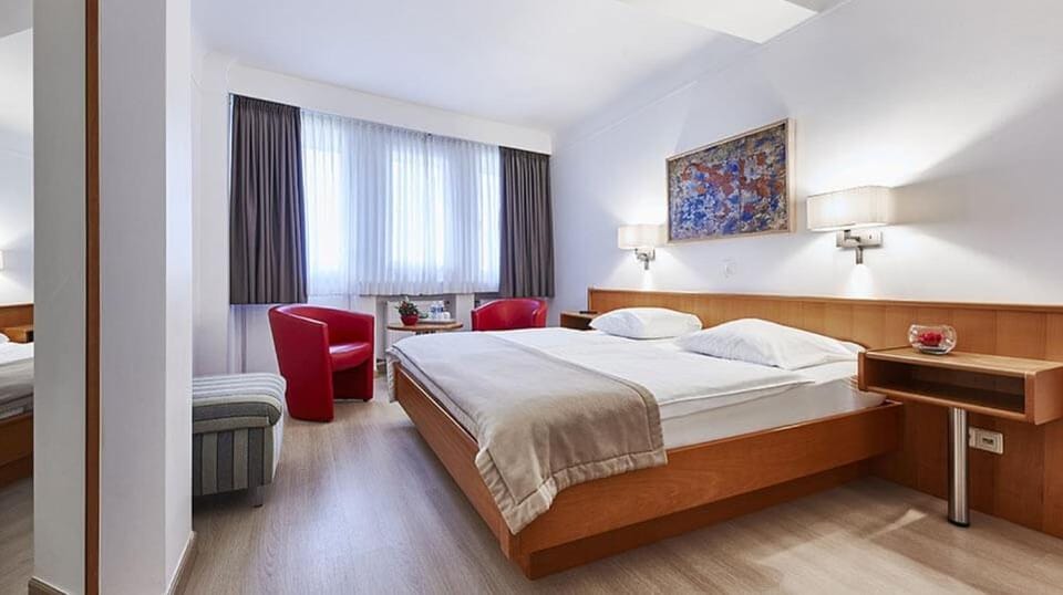 Photo of the whole room, Seating area, Bedroom