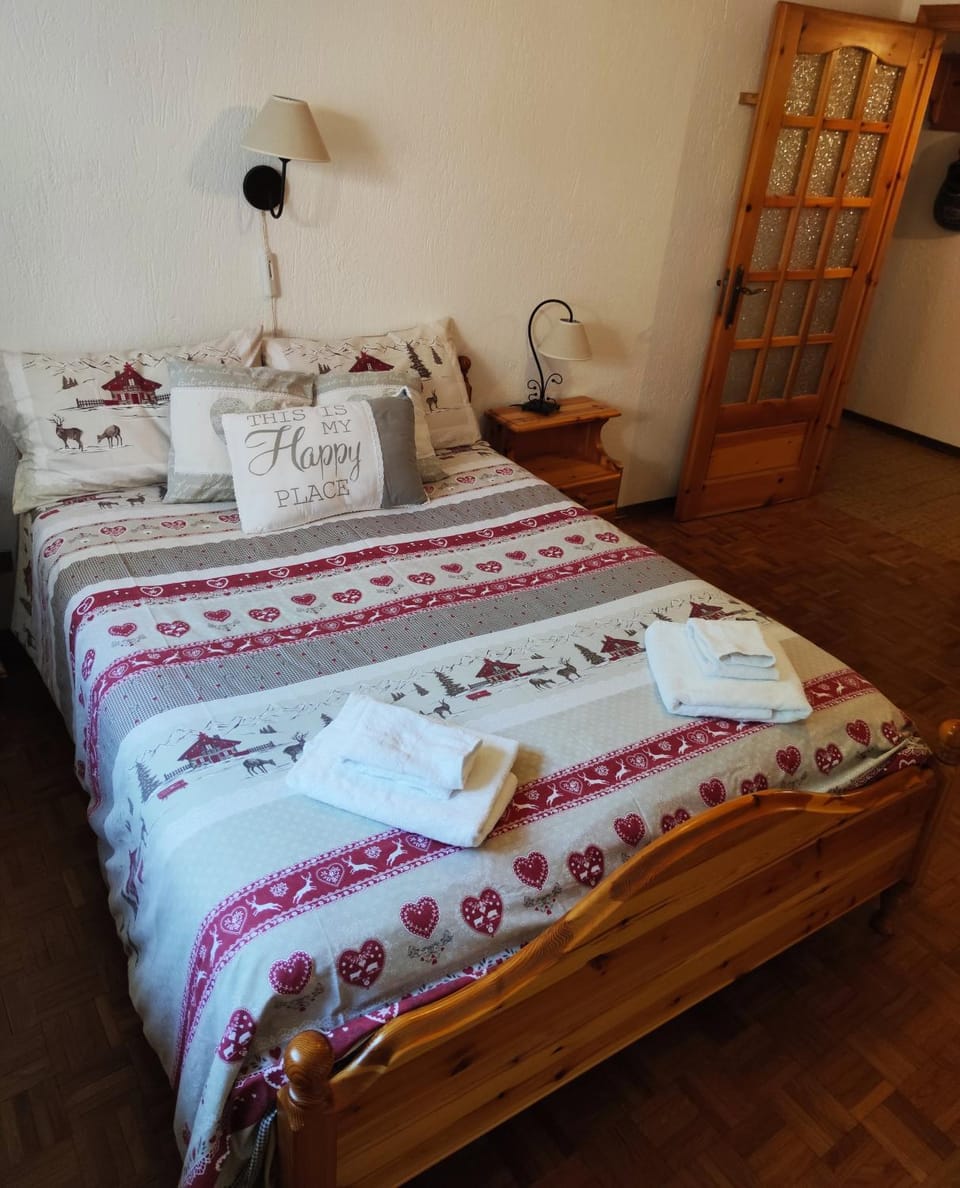 Dimora tra le Alpi - cir n 0004 House in Aosta Valley, Italy