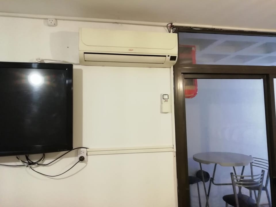 TV and multimedia, air conditioner