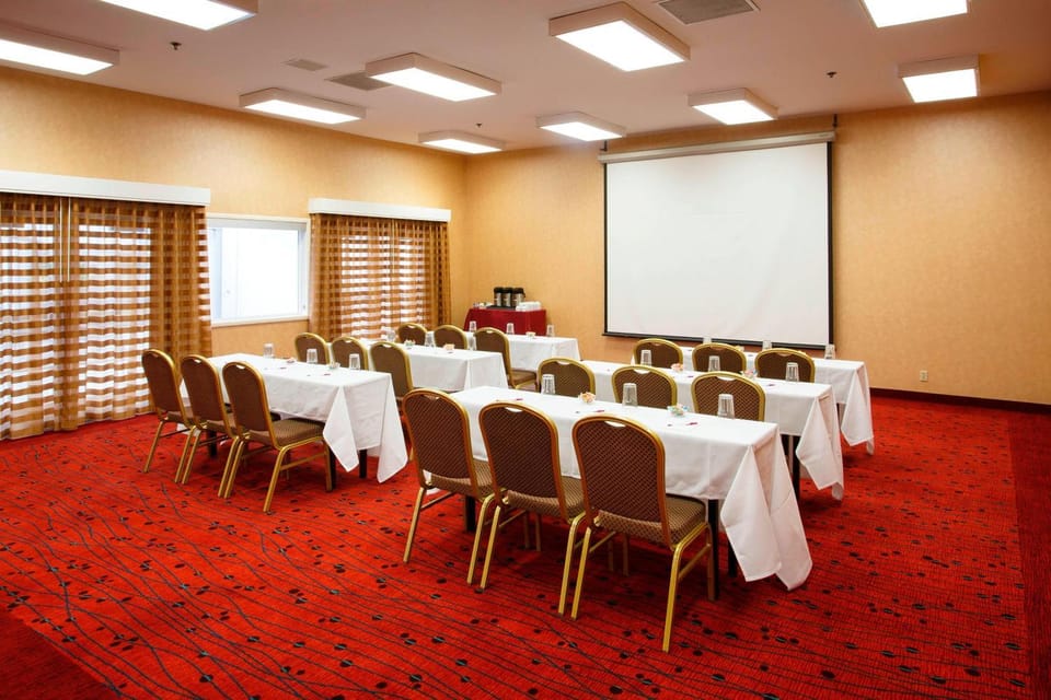 Meeting/conference room
