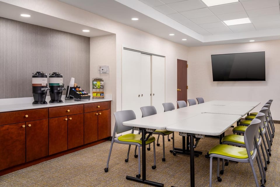 Meeting/conference room