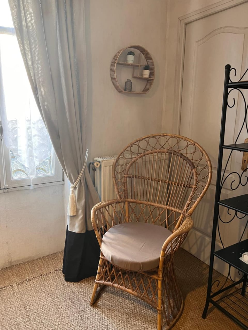 Les Fleurs Bed and Breakfast in Occitanie