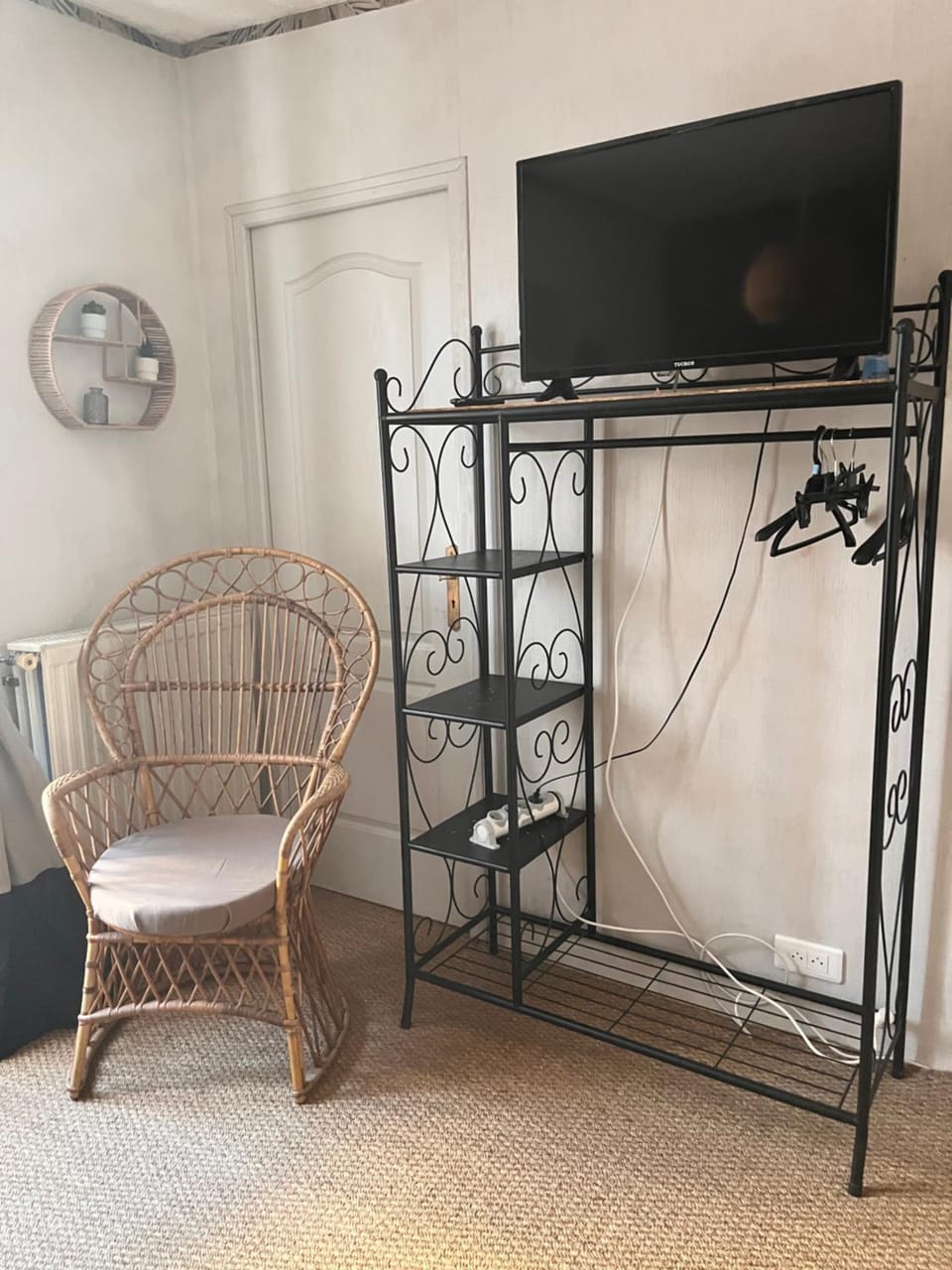 Les Fleurs Bed and Breakfast in Occitanie