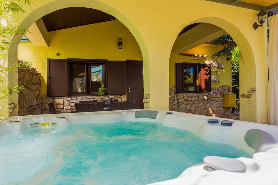 Hot Tub