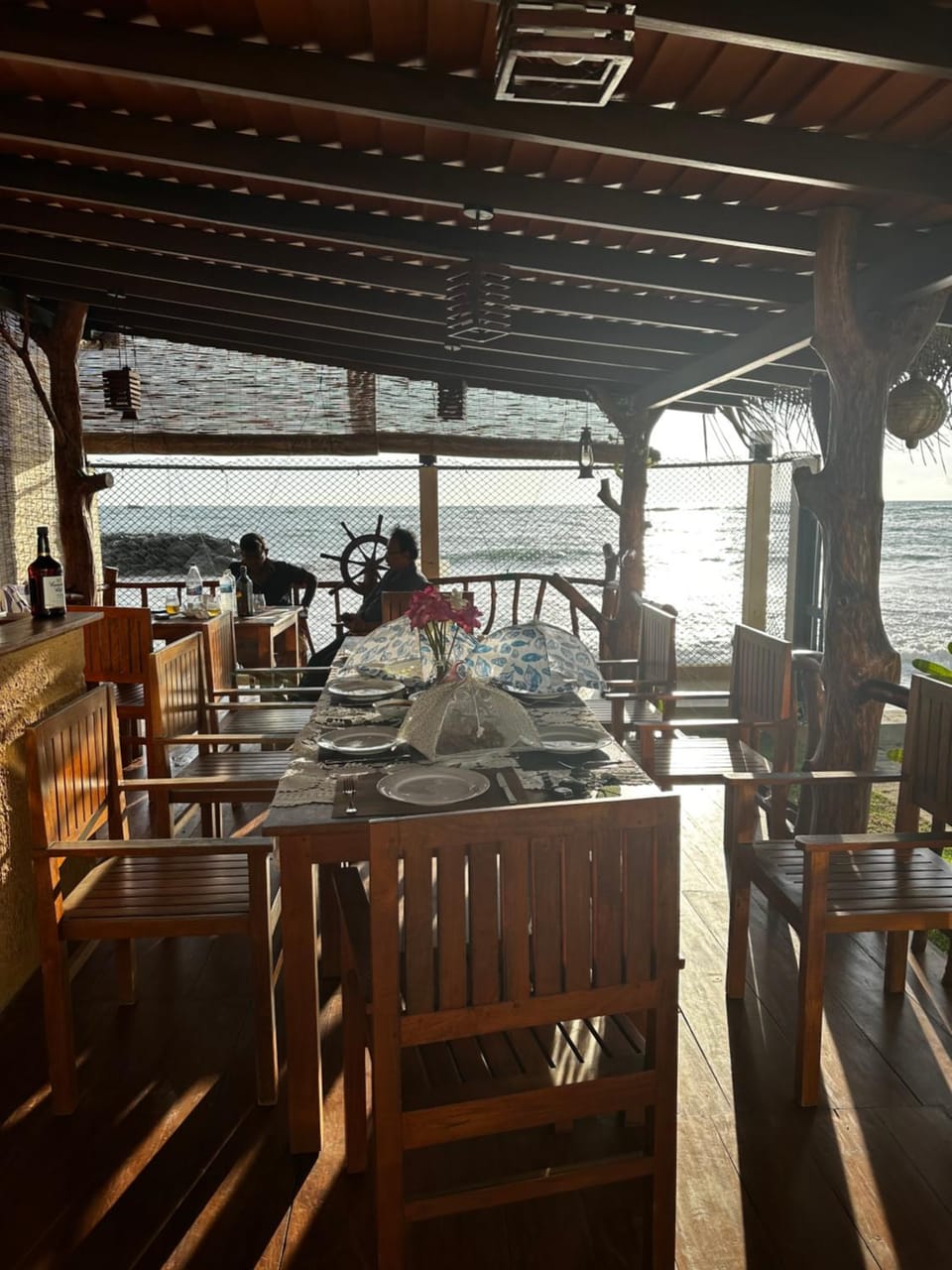 White Sand Villa - Beach front Bed and Breakfast in Southern Province