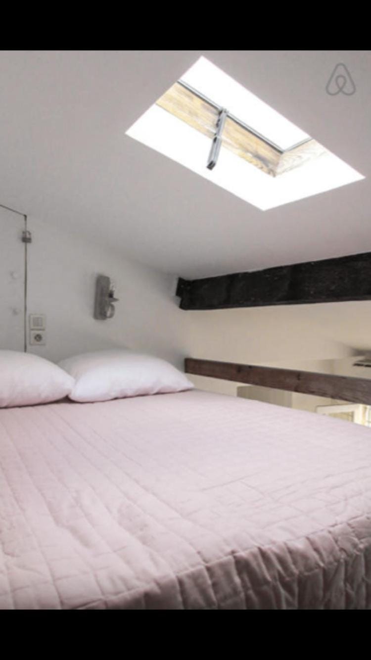 Vieil Antibes Cosy Close everything Apartment in Antibes