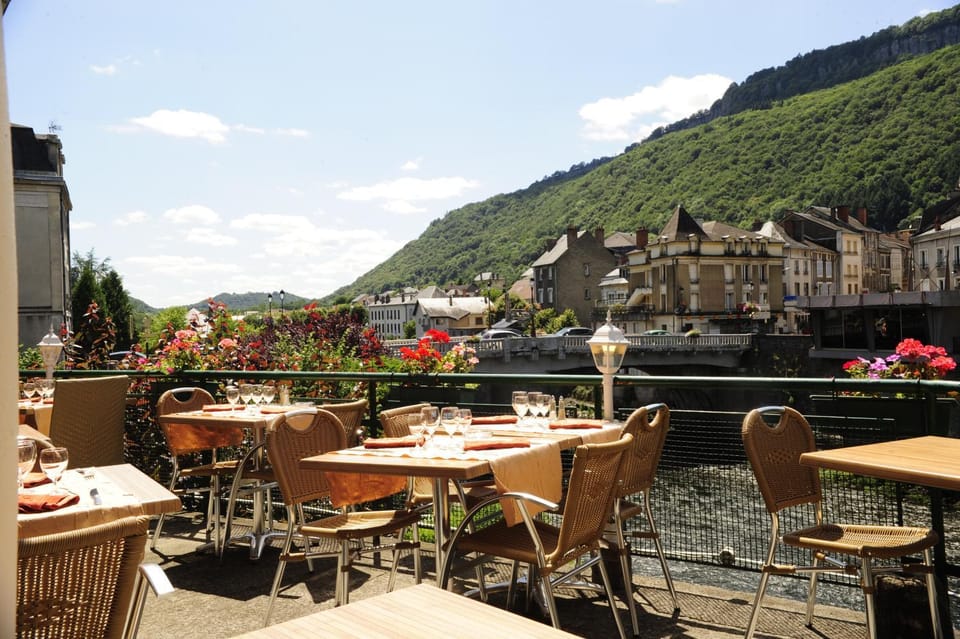 Patio, Restaurant/places to eat, Balcony/Terrace, Other