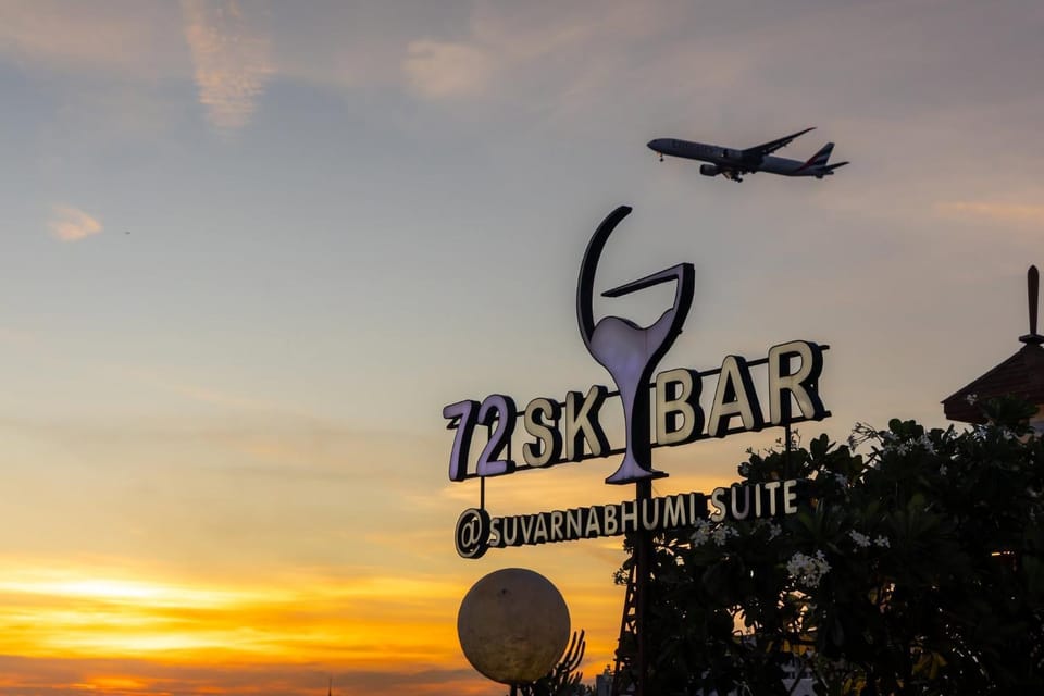 Lounge or bar