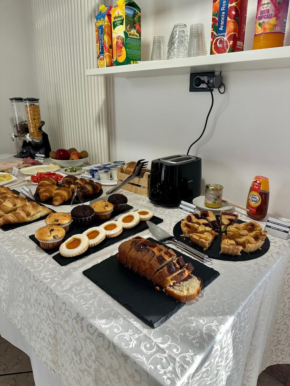 Food and drinks, Breakfast, Buffet breakfast